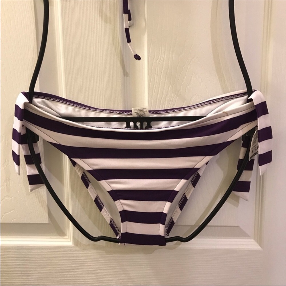 🔥ON SALE🔥2/$40🔥 🏖 Bikini Set - Picture 4 of 5